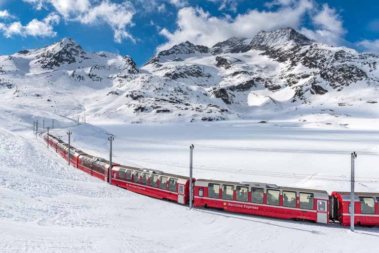 Treni panoramici nelle Alpi italiane